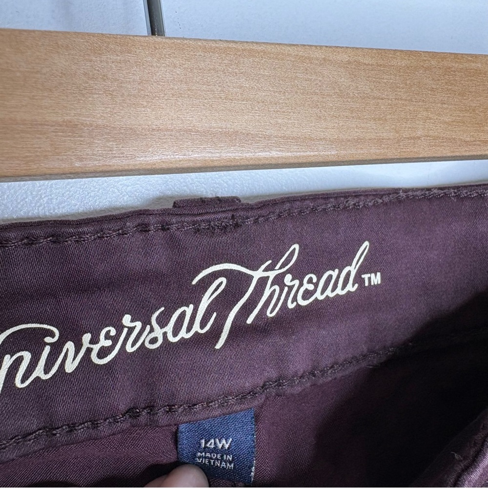 Universal Thread Maroon High Rise Jegging - Picture 8 of 11